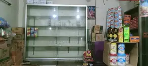 রিটেল কাউন্টার সাইড রেক