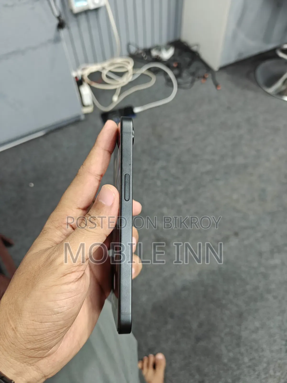 Apple iPhone 16e 128 GB Black