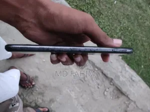 রিয়েলমি ৮ ৫জি ১২৮ জিবি ব্ল্যাক