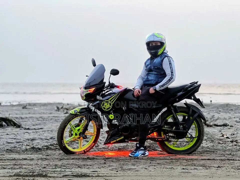রানার টার্বো ১২৫ ২০১৬ কালো