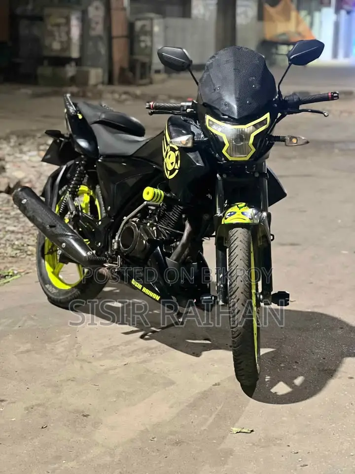 রানার টার্বো ১২৫ ২০১৬ কালো