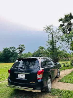 টয়োটা করোলা ফিল্ডার ২০০৮ কালো