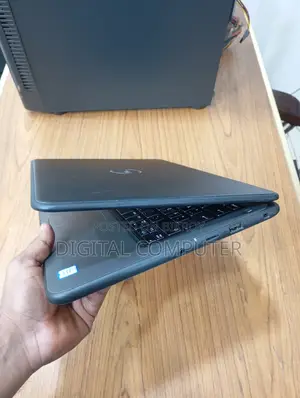 Laptop Dell Latitude 3310 8GB Intel Core i3 SSD 256GB