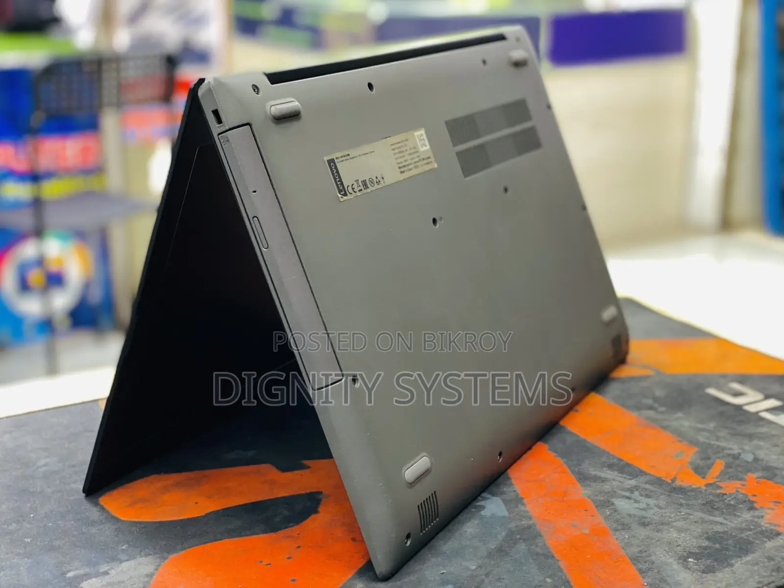 Laptop Lenovo IdeaPad 330 8GB Intel Celeron SSD 250GB