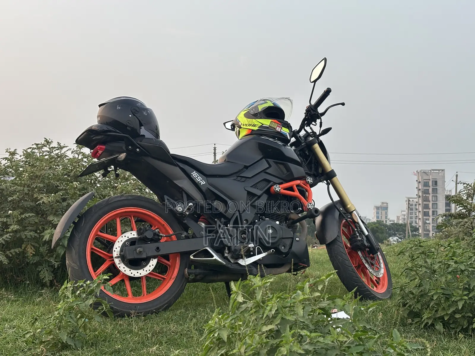 Runner Bolt 165R 2022 Black