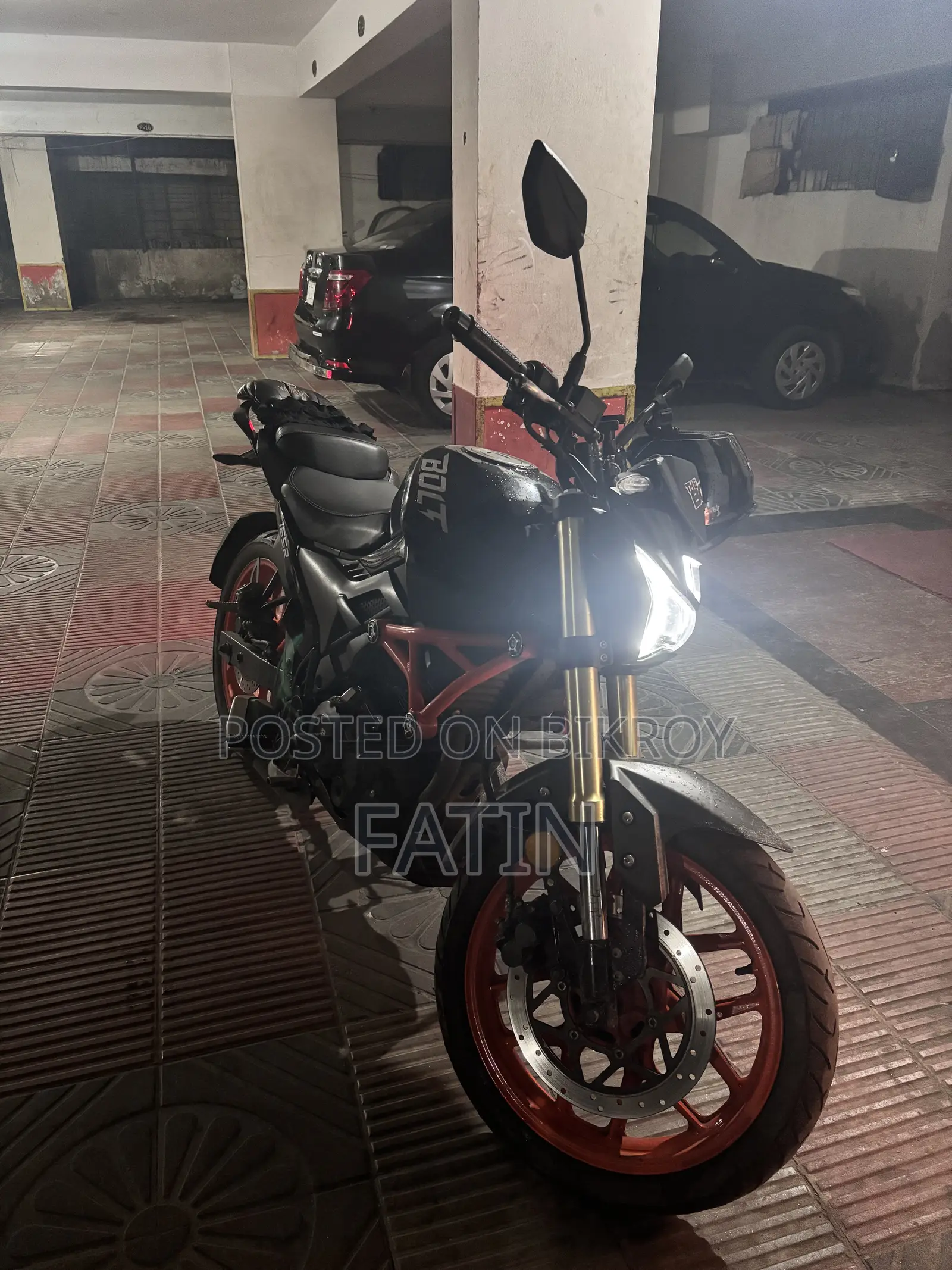 Runner Bolt 165R 2022 Black