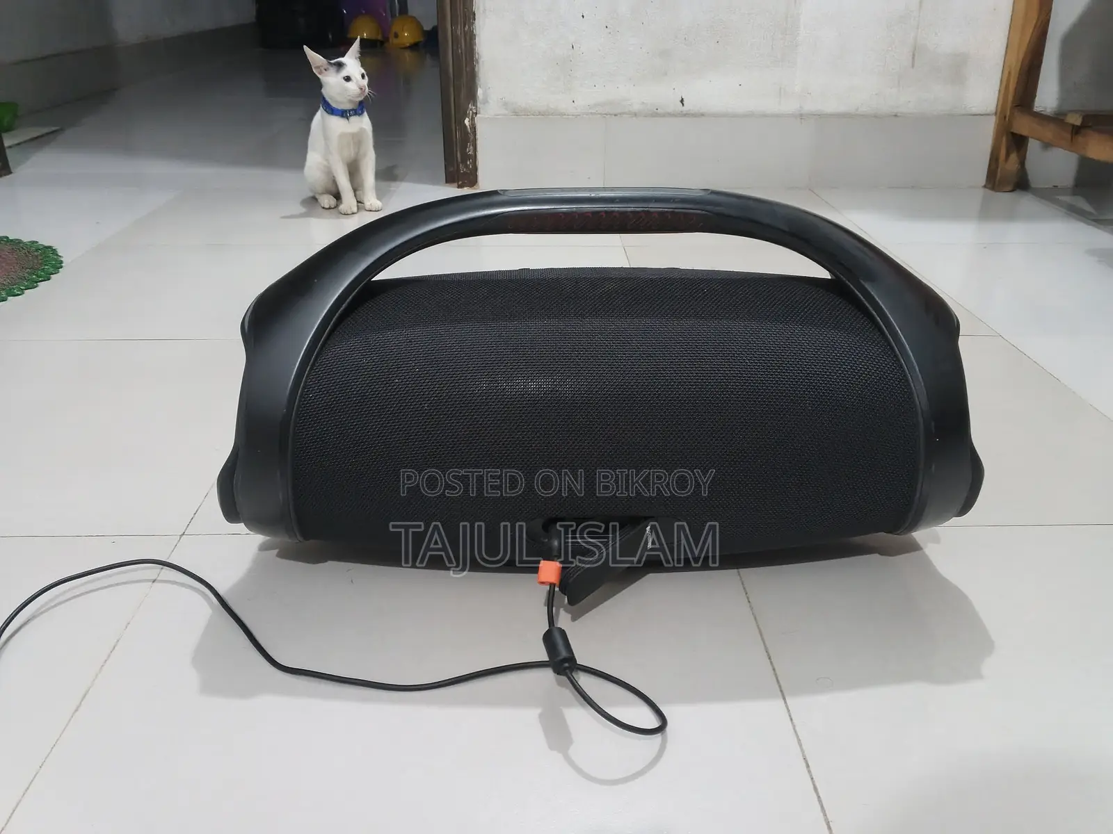 JBL Boombox 2