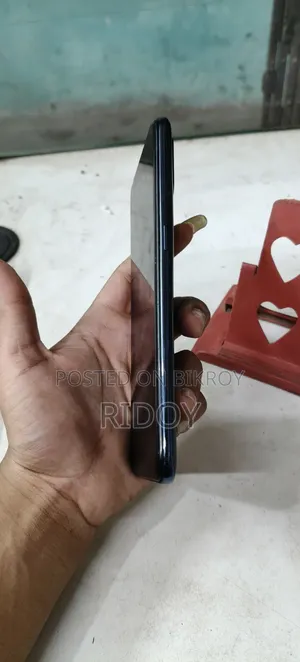 ওয়ানপ্লাস নর্ড এন১০০ ৬৪ জিবি নীল