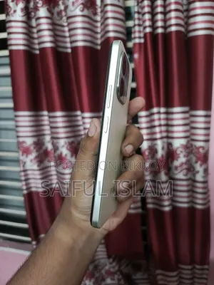 আইকিউওও ১২৮ জিবি সবুজ