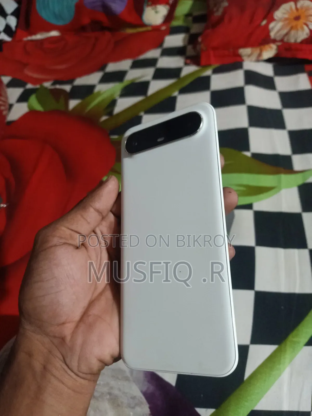Tecno Pova 128 GB White