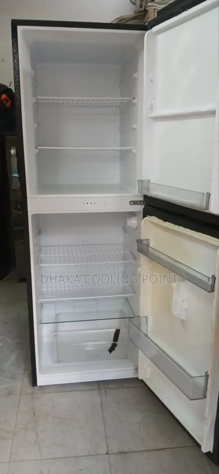 সিঙ্গার ৩৫০ লিটার ফ্রিজ বিক্রয়ের জন্য