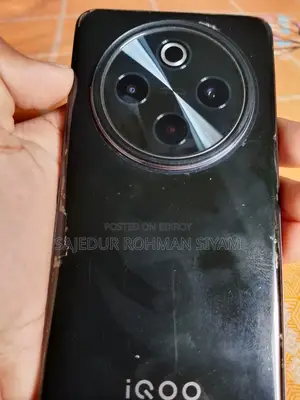 Vivo iQOO Z10 128 GB Black