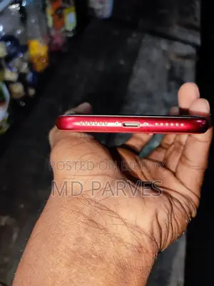 Apple iPhone XR 128 GB Red