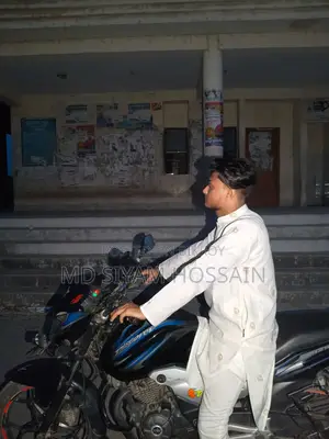 বাজাজ ডিসকভার ১২৫ ২০১০ ব্ল্যাক