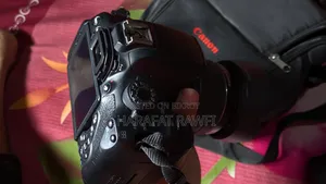 ক্যানন ৭০০ডি ফুল ফ্রেশ ক্যামেরা লেন্স এবং সমস্ত ক্যামেরা কিটসহ