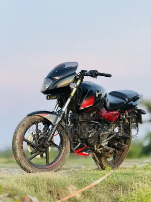 বাজাজ পালসার ১৫০ ২০১৬ কালো