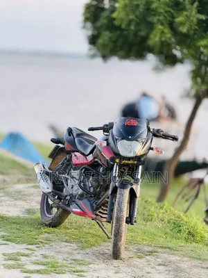 বাজাজ পালসার ১৫০ ২০১৬ কালো
