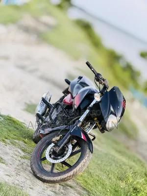 বাজাজ পালসার ১৫০ ২০১৬ কালো