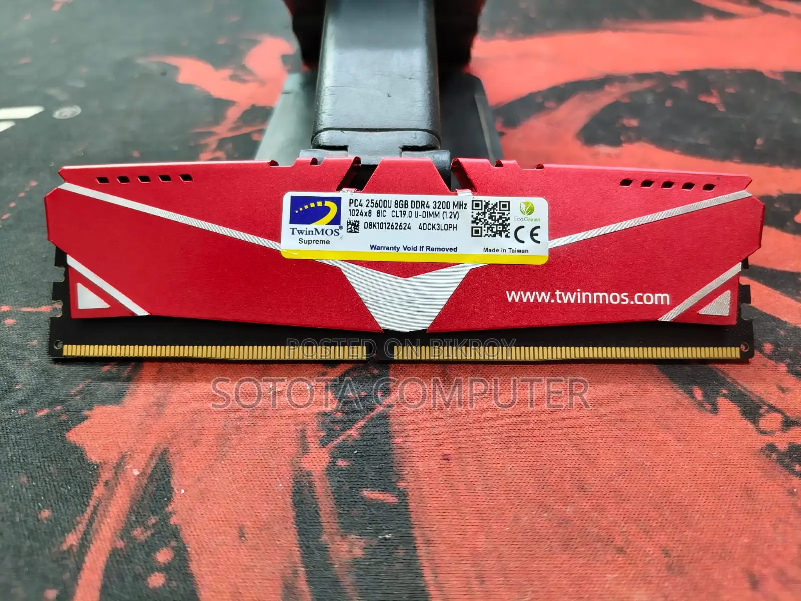 TwinMOS 8GB DDR4 3200MHz U-DIMM Memory Module for Desktop