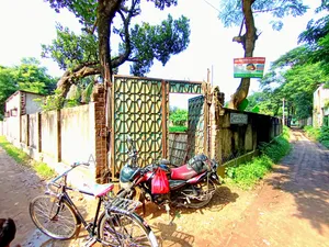 Land for sale 10 decimals, beside the road