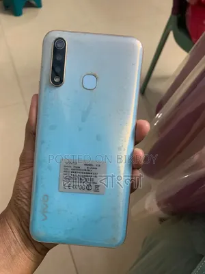 Vivo Y17 128 GB Blue