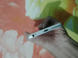 Apple iPhone 6s Plus 64 GB White