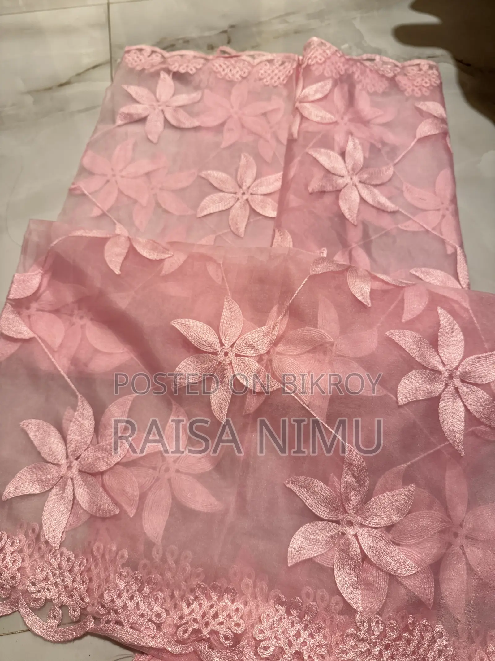 মাত্র একবার পরা গর্জিয়াস জামা বিক্রির জন্য!