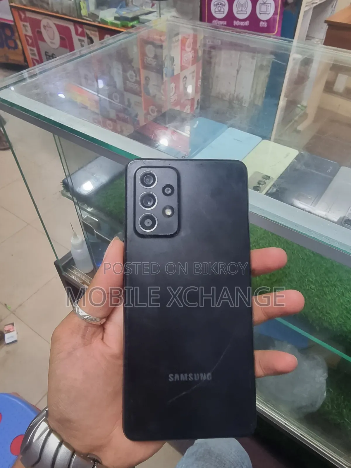 স্যামসাং গ্যালাক্সি এ৫২ ১২৮ জিবি কালো