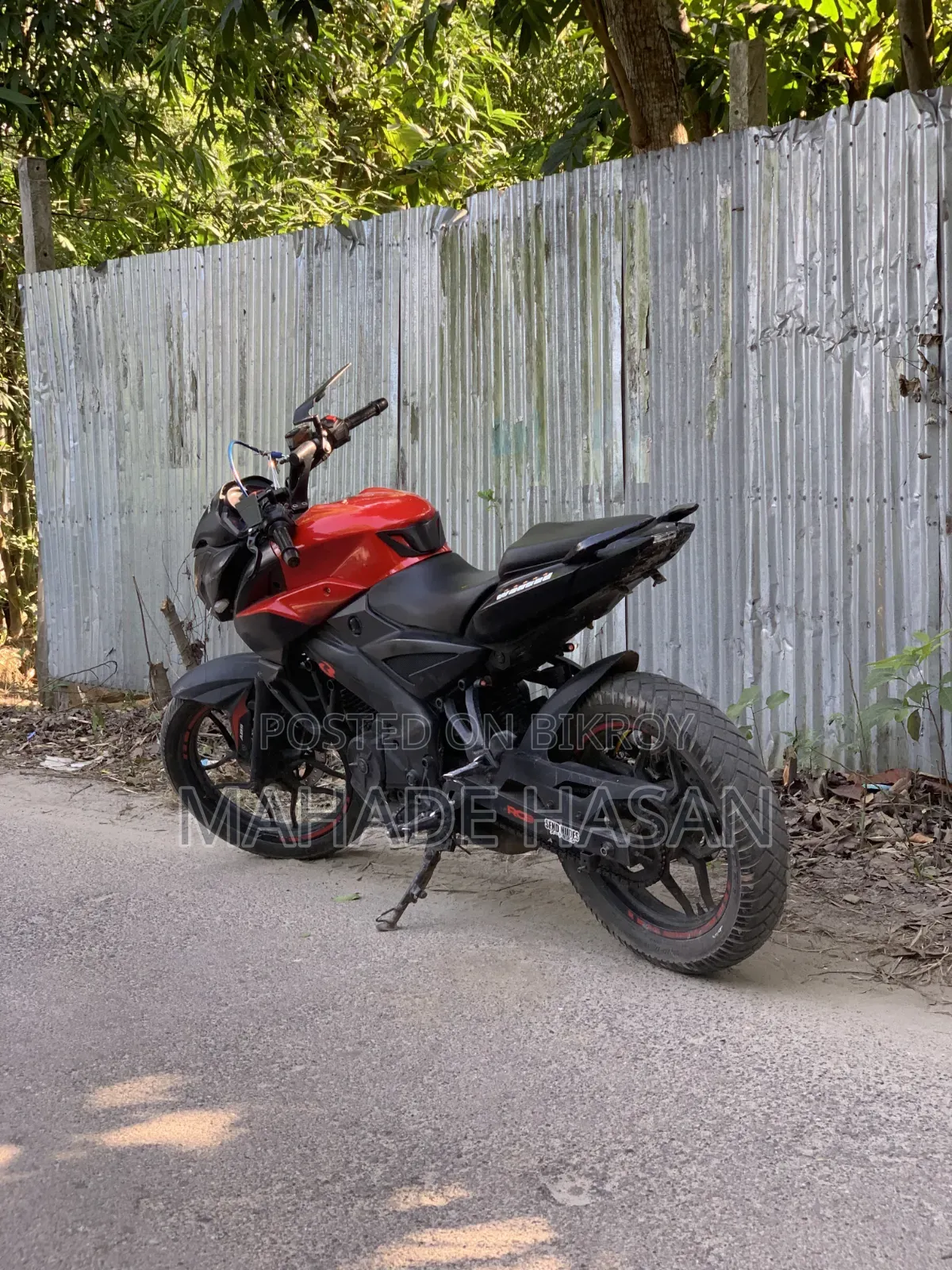 Bajaj Pulsar NS 160 2020 Red