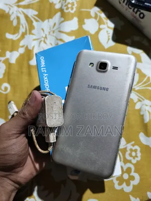 স্যামসাং গ্যালাক্সি জে৭ নিও ১৬ জিবি গোল্ড