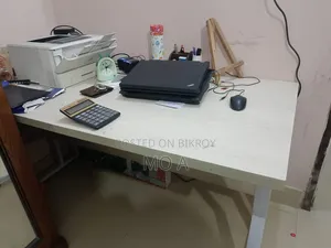 অফিস / পড়ার টেবিল