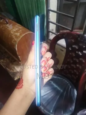 Vivo Y50 128 GB Blue