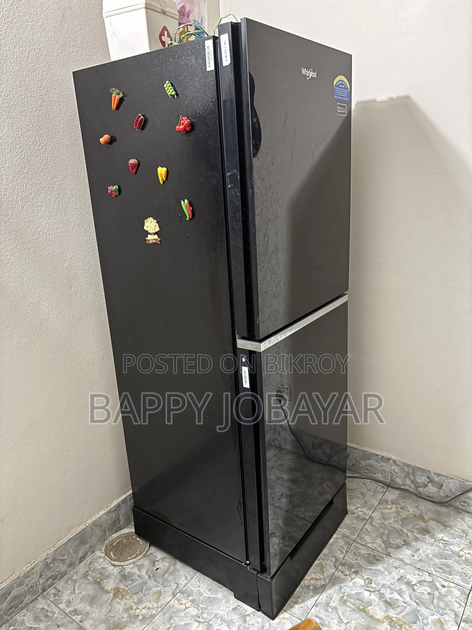 Whirlpool Refrigerator FreshMagic Pro | 257 L| Crystal Black