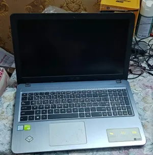 Laptop Asus VivoBook X540SA 12GB Intel Core i5 HDD 1T