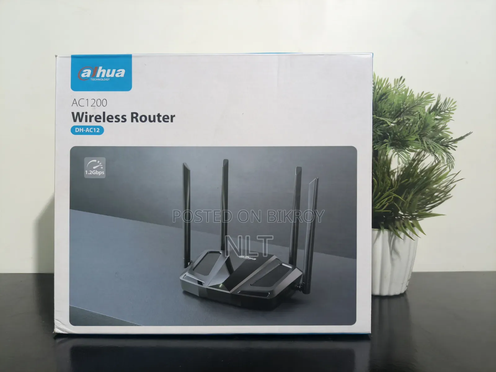 Dahua AC1200 Dual-Band Gigabit Wi-Fi Router for Sale.