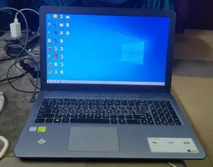 Laptop ASUS VivoBook X540SA 12GB Intel Core I5 HDD 1T