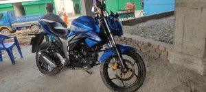 সুজুকি গিক্সার ২০২০ ব্লু