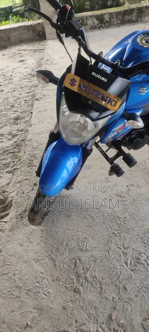 সুজুকি গিক্সার ২০২০ ব্লু