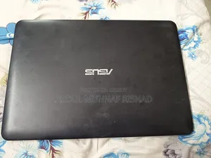Laptop ASUS ASUSPRO B9440UA 4GB RAM Intel Core I3 HDD 256GB
