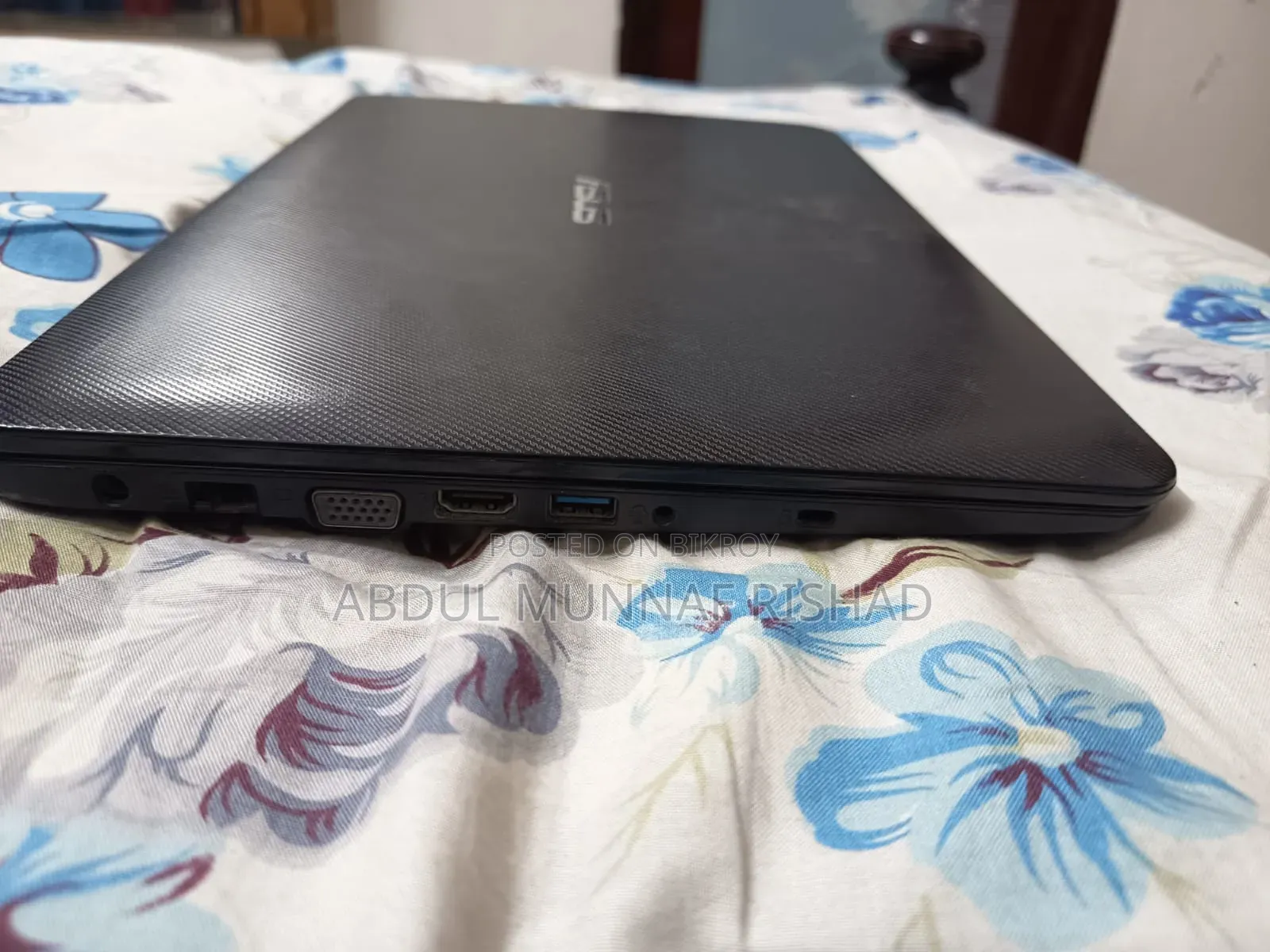 Laptop ASUS ASUSPRO B9440UA 4GB RAM Intel Core I3 HDD 256GB