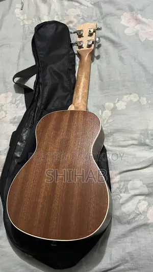 আবান ইউকুলেলে ২৪"
