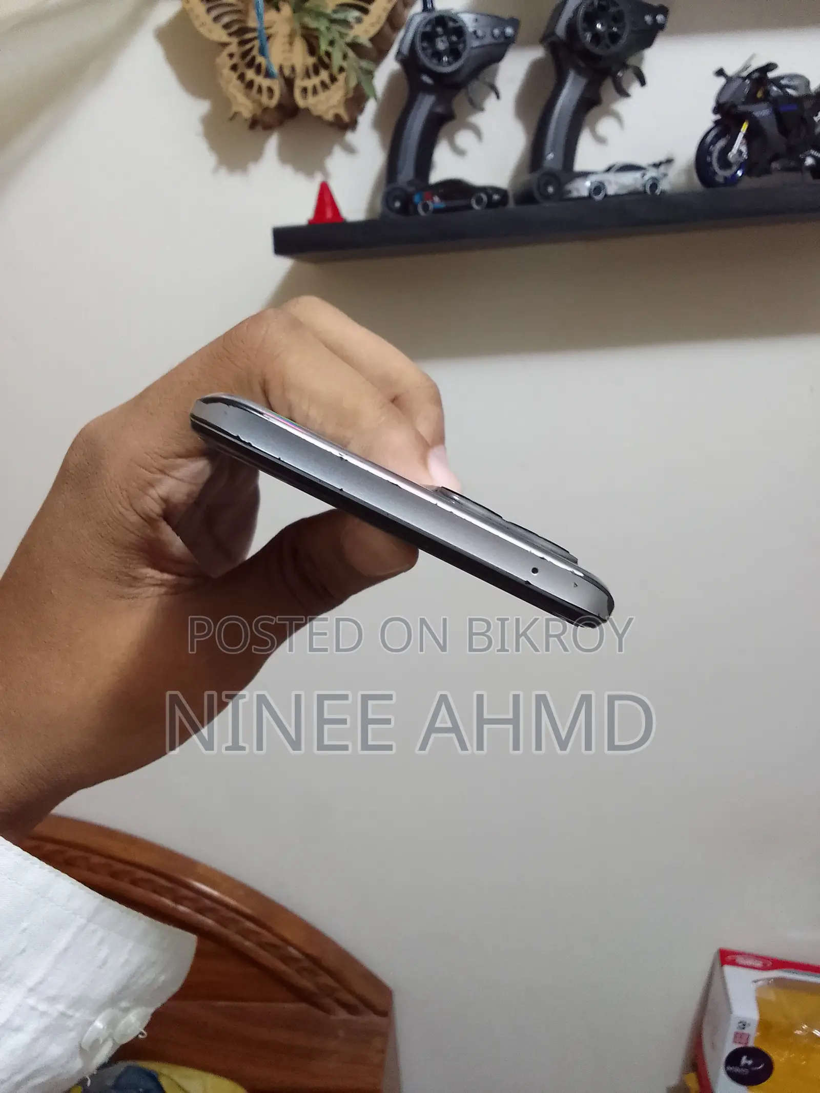 রিয়েলমি ৮ প্রো ১২৮ জিবি সিলভার