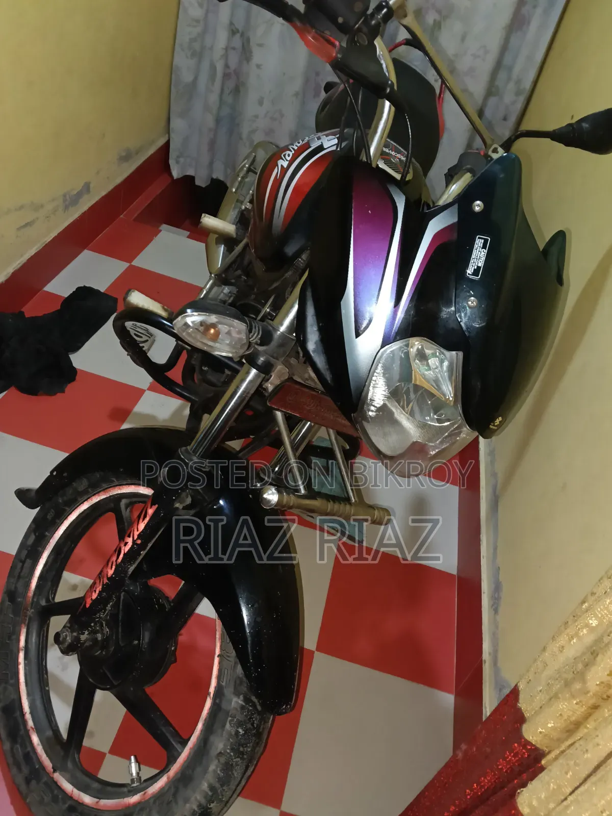 Bajaj Discover 100 2013 Purple