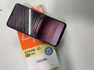 Tecno Spark 40 128 GB Blue