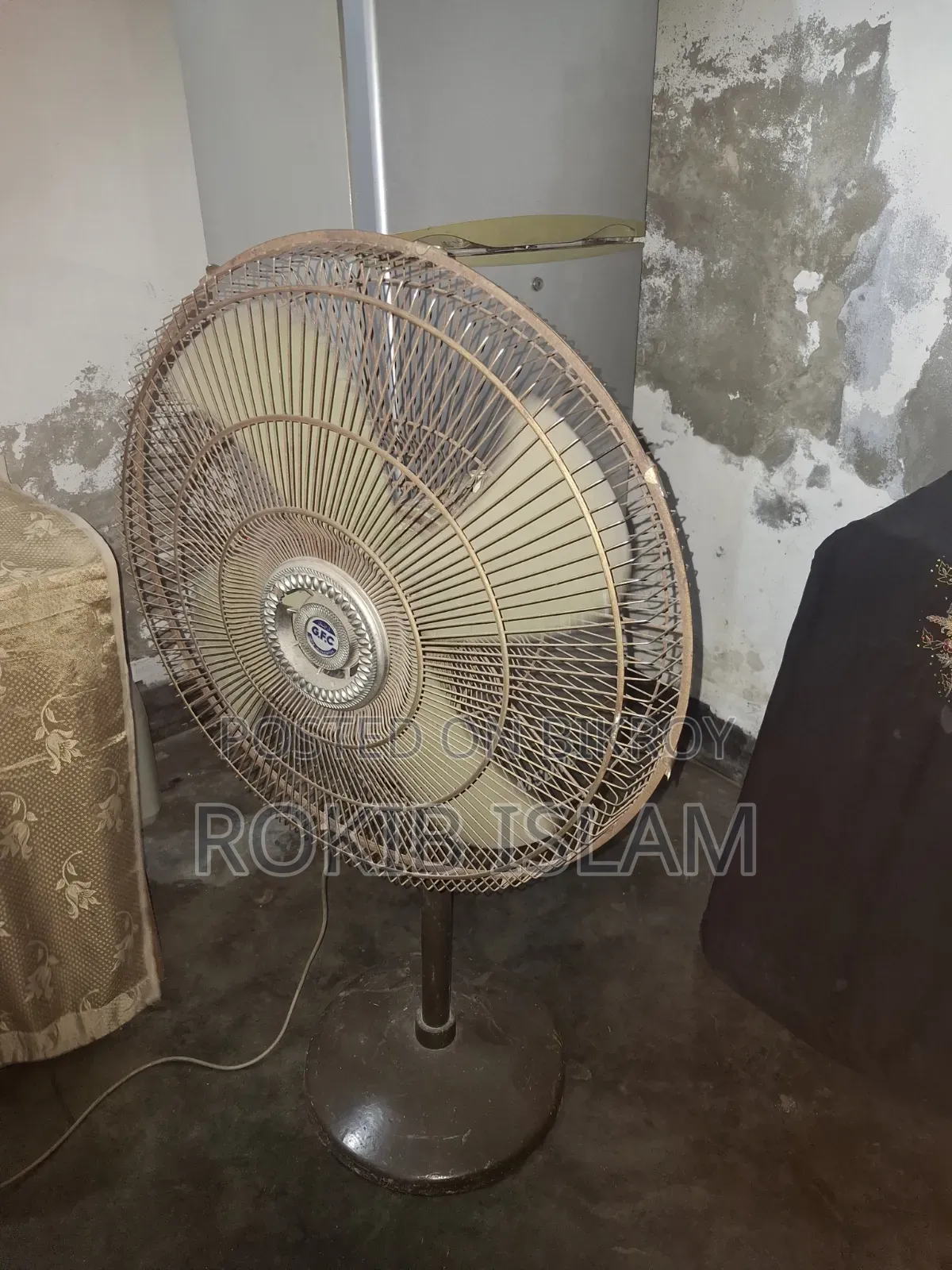 পাকিস্তানি ইনস্ট্যান্ট ফ্যান বিক্রি