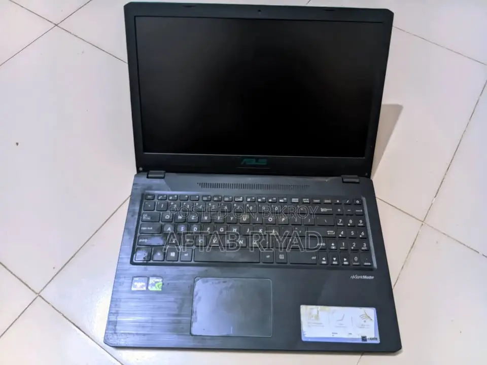 Laptop ASUS Vivobook 15 8GB AMD Ryzen 5 SSD 1T
