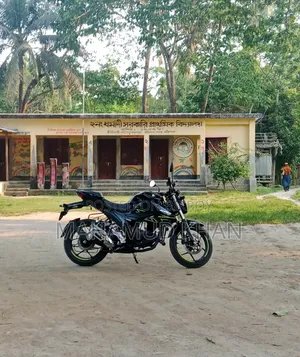 New Suzuki Gixxer 2025 Black