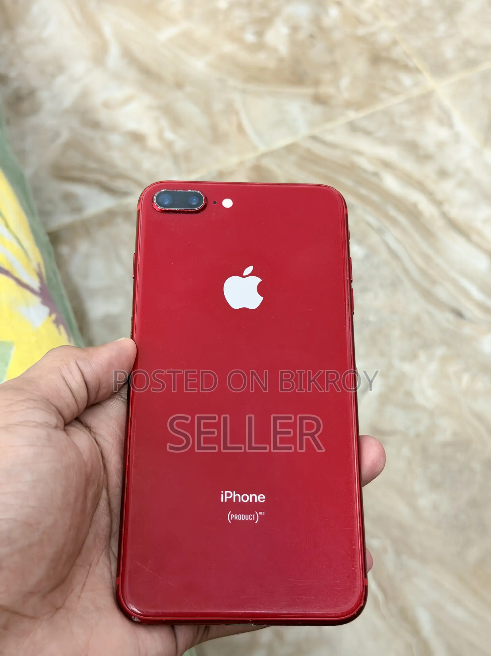 Apple iPhone 8 Plus 64 GB Red