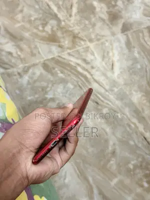 Apple iPhone 8 Plus 64 GB Red