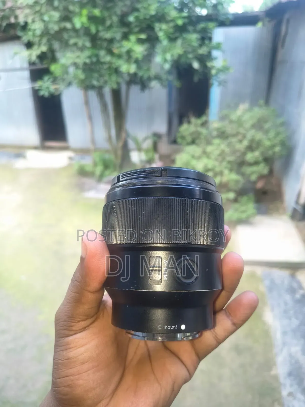 Sony 85mm f/1.8